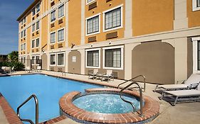 Holiday Inn Express & Suites San Antonio - Downtown Market Area By Ihg